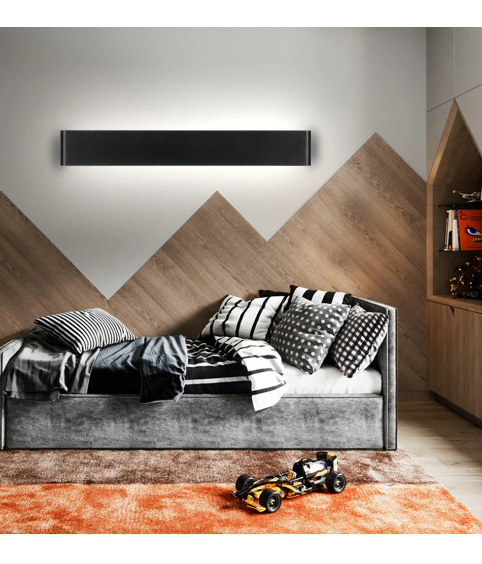 Aurea Wall Lamp